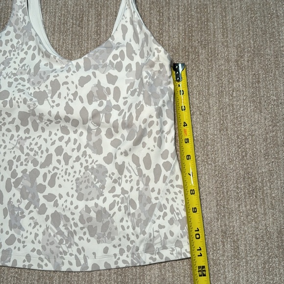Lululemon Align Tank Top Woman's Size 4 Cheetah Camo Lightweight Yoga Top - Picture 5 of 11